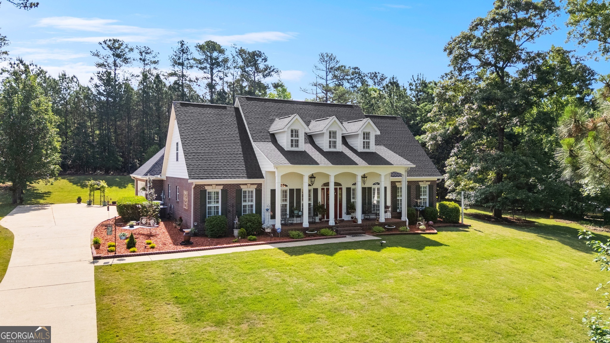 506 Riverside Drive LaGrange, GA 30240 - Photo 2 of 43