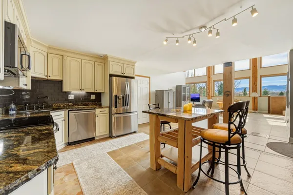 $819,500 | 50 Highway 335, Sheridan, WY 82801