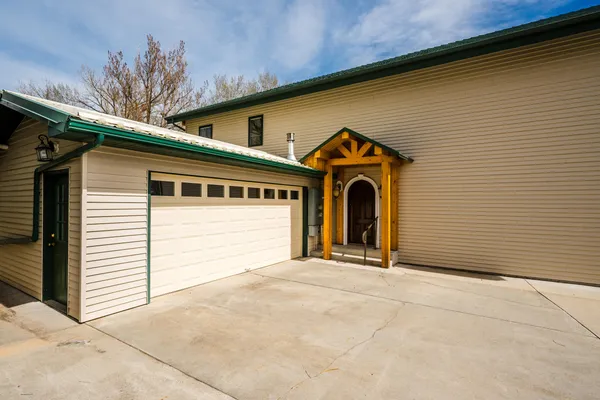 $819,500 | 50 Highway 335, Sheridan, WY 82801