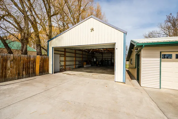 $819,500 | 50 Highway 335, Sheridan, WY 82801