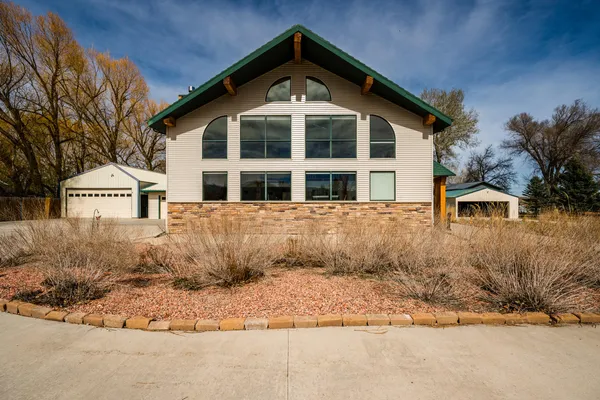 $819,500 | 50 Highway 335, Sheridan, WY 82801