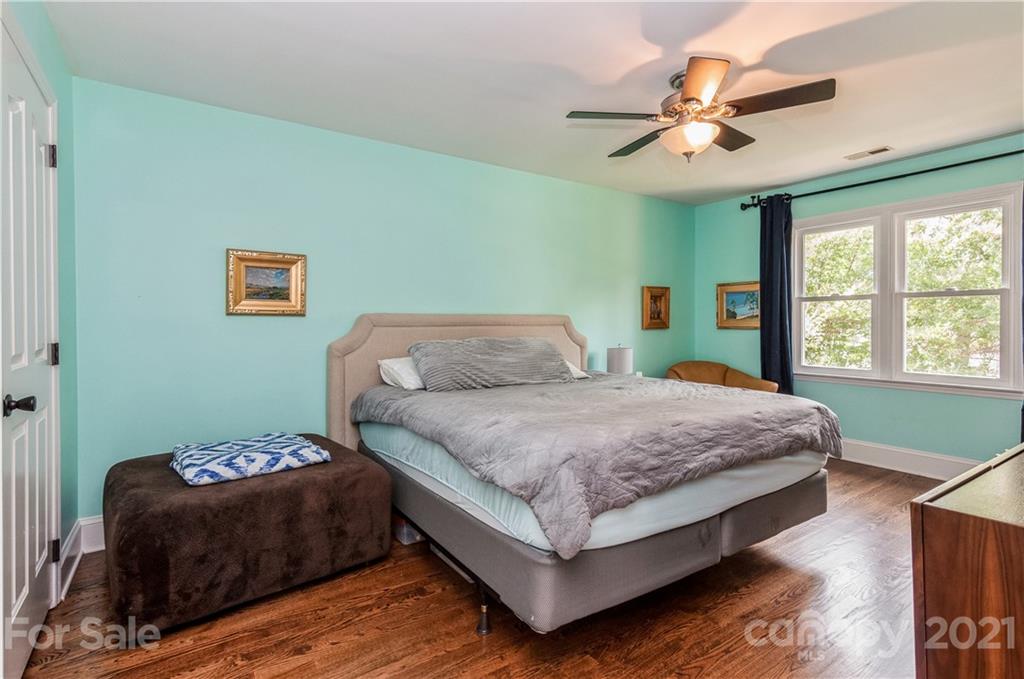 450 Beacon Knoll Lane Fort Mill, SC 29708 - Photo 25 of 43 Gallery Image 25