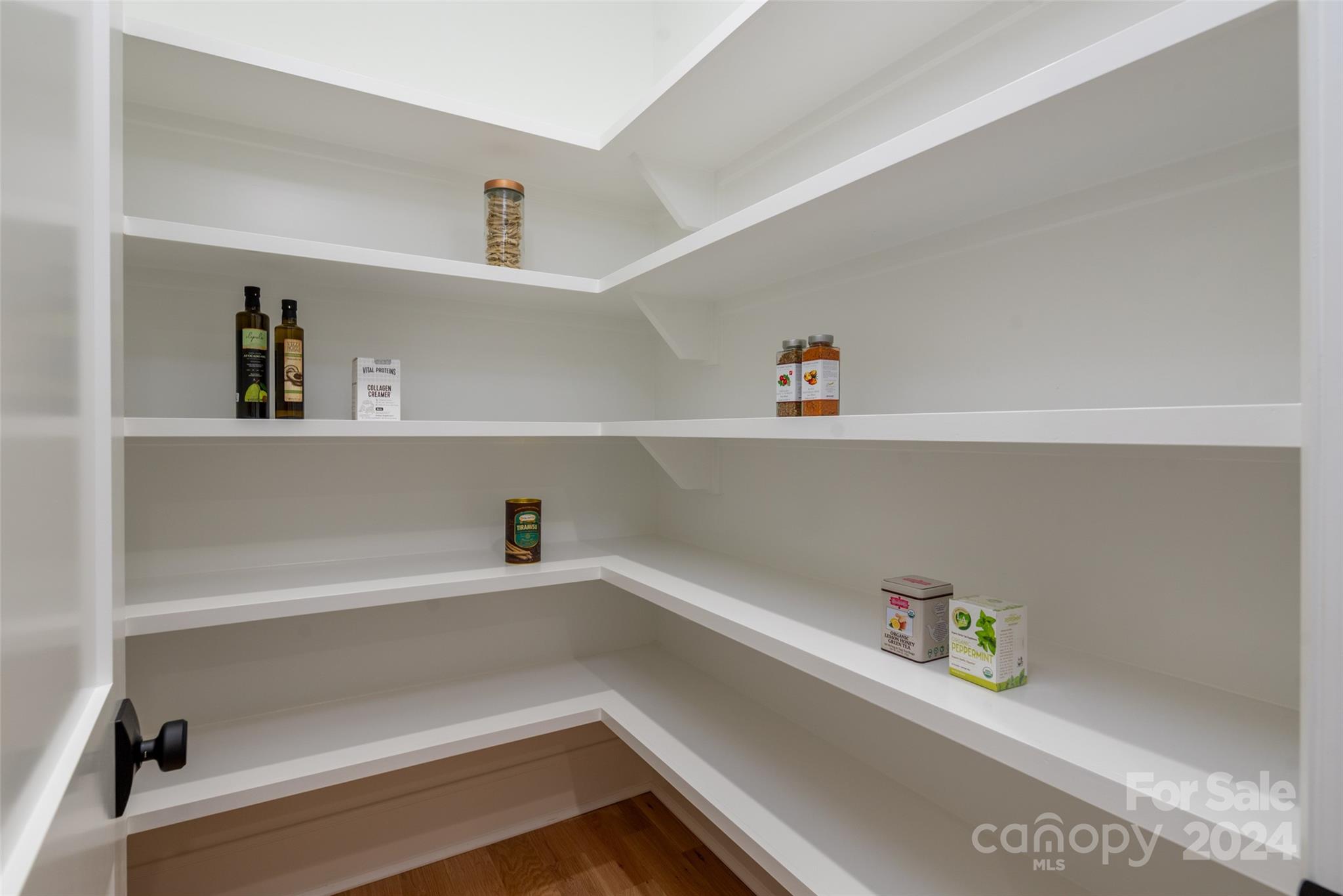 4700 Walker Road Charlotte, NC 28211 - Photo 17 of 44 Gallery Image 17