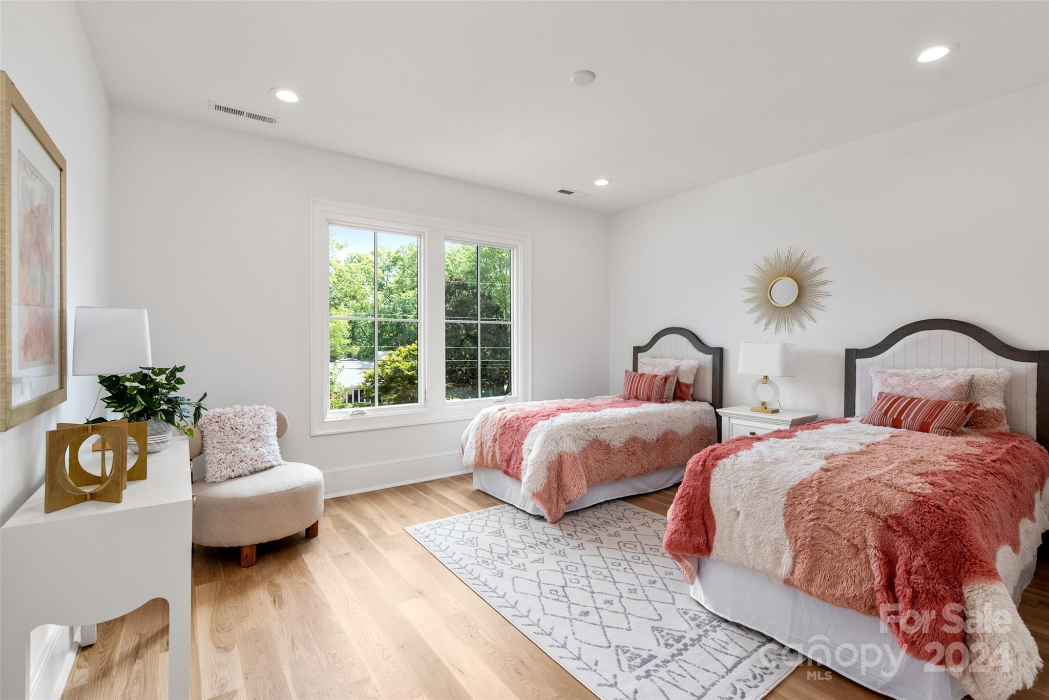 4700 Walker Road Charlotte, NC 28211 - Photo 28 of 44 Gallery Image 28