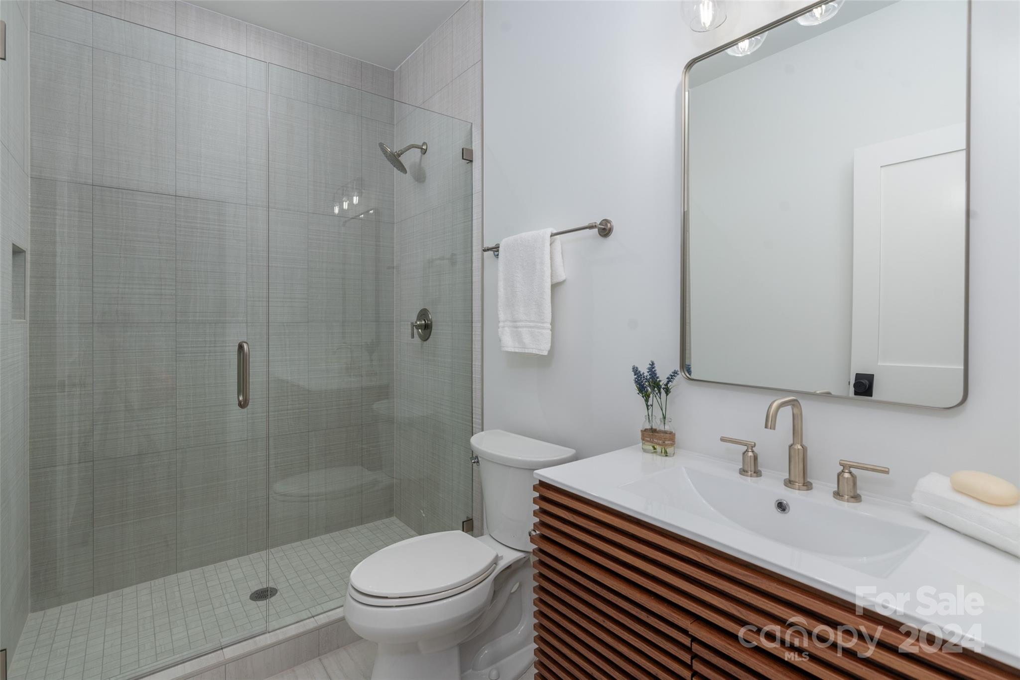 4700 Walker Road Charlotte, NC 28211 - Photo 37 of 44 Gallery Image 37