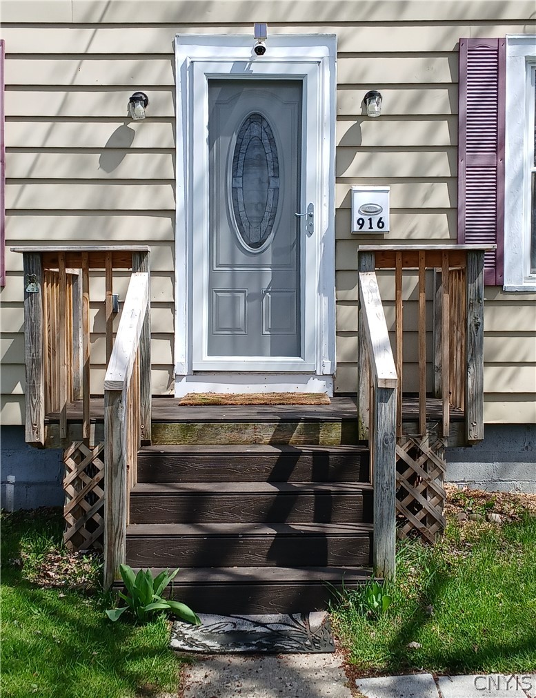 916 Elwood Street Rome, NY 13440 - Photo 16 of 28