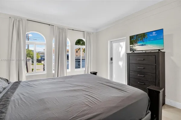 $1,200,000 | 1680 Northwest 22nd Court, Miami, FL 33125