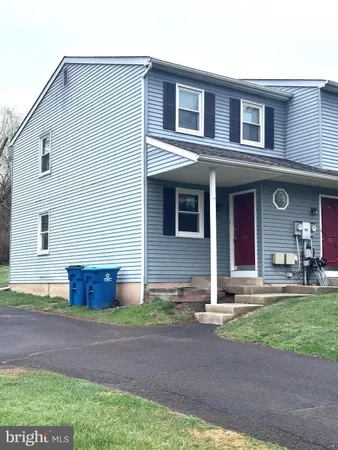 $1,700 | 28 Winard Circle, Sellersville, PA 18960