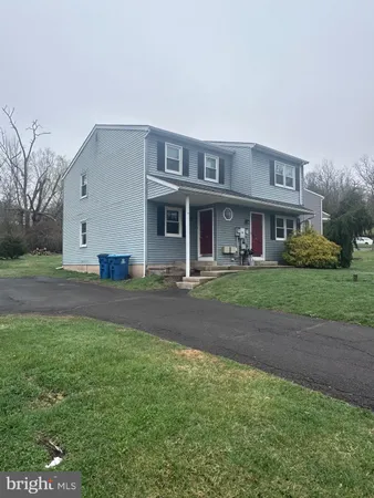 $1,700 | 28 Winard Circle, Sellersville, PA 18960