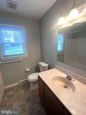 $1,700 | 28 Winard Circle, Sellersville, PA 18960