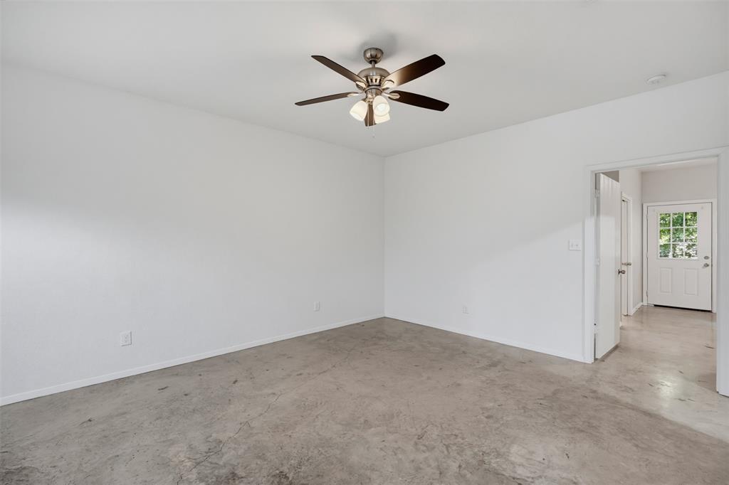 103 Del Rio Avenue, Unit B Benbrook, TX 76126 - Photo 13 of 31