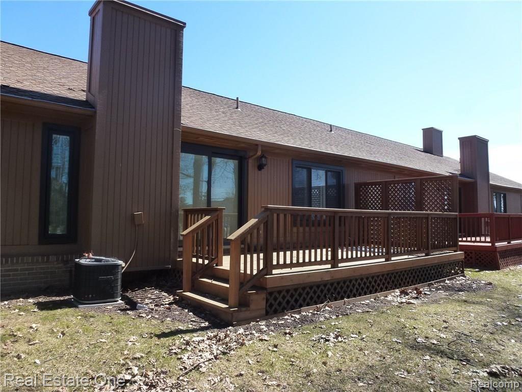 2178 London Bridge Drive, Unit 40 Rochester Hills, MI 48307 - Photo 4 of 31