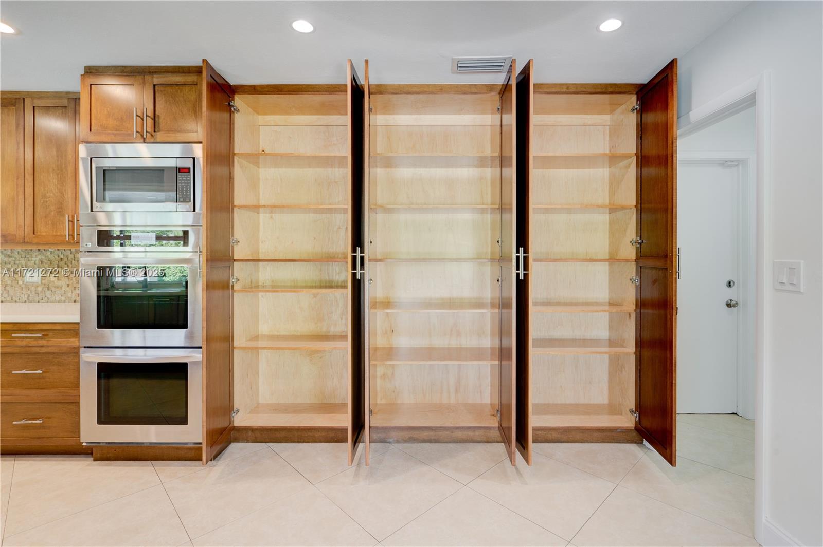 9641 Southwest 94th Street Miami, FL 33176 - Photo 17 of 60