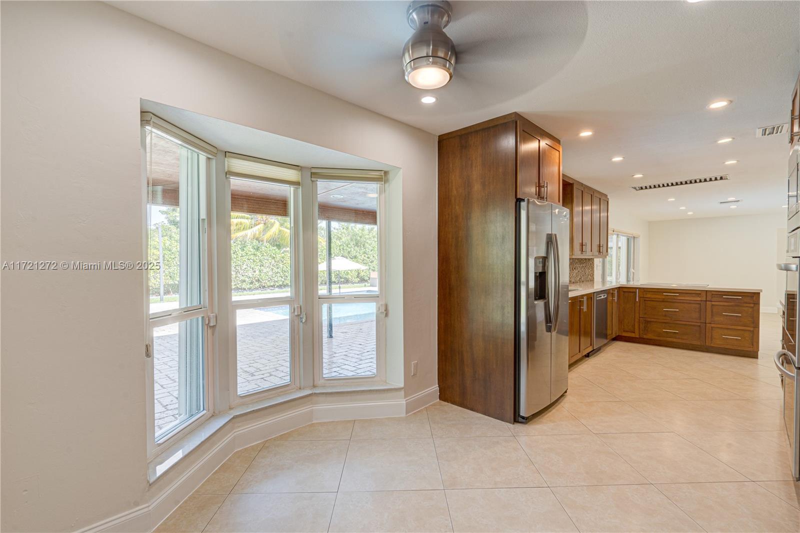 9641 Southwest 94th Street Miami, FL 33176 - Photo 18 of 60