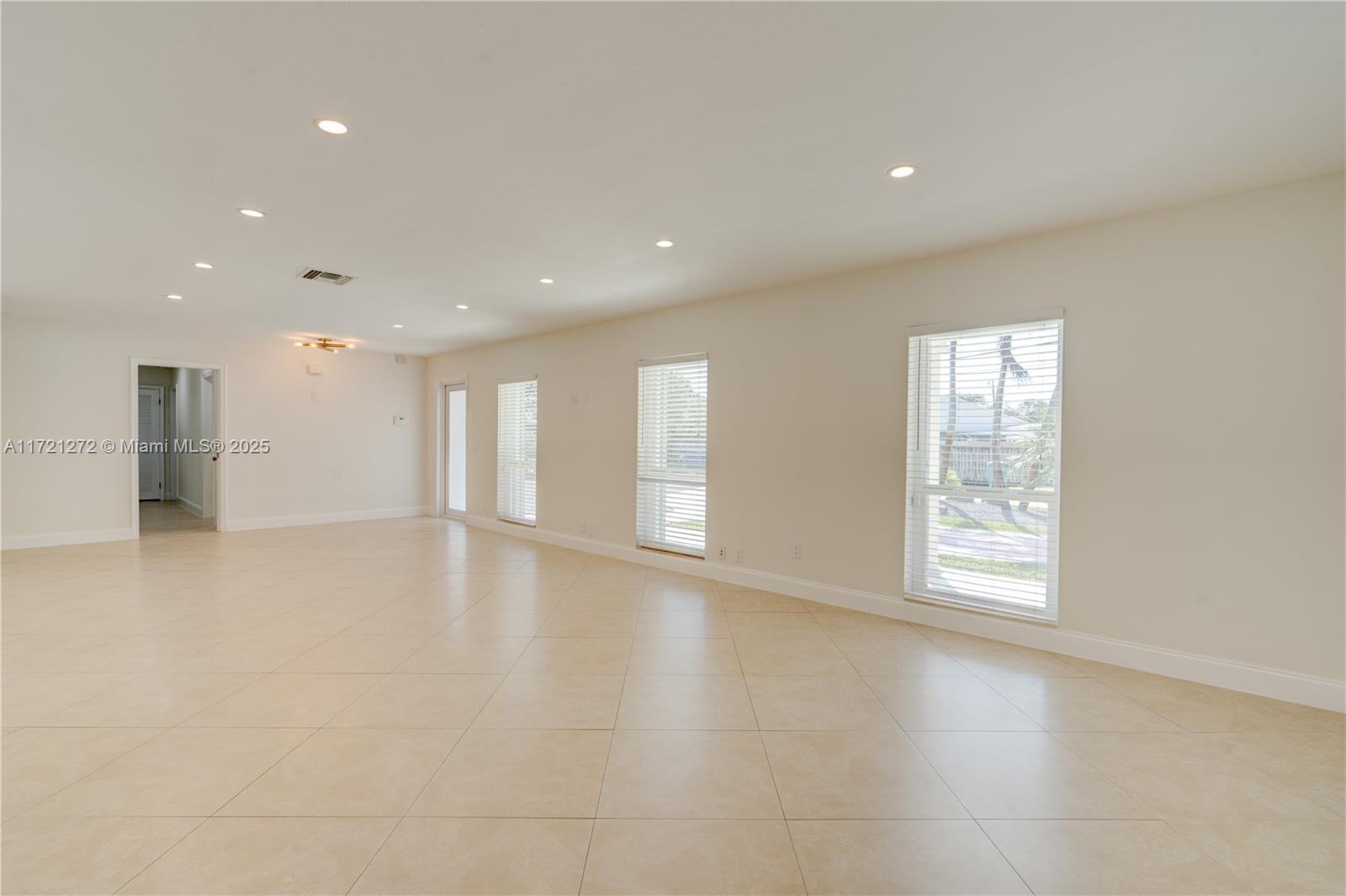 9641 Southwest 94th Street Miami, FL 33176 - Photo 8 of 60