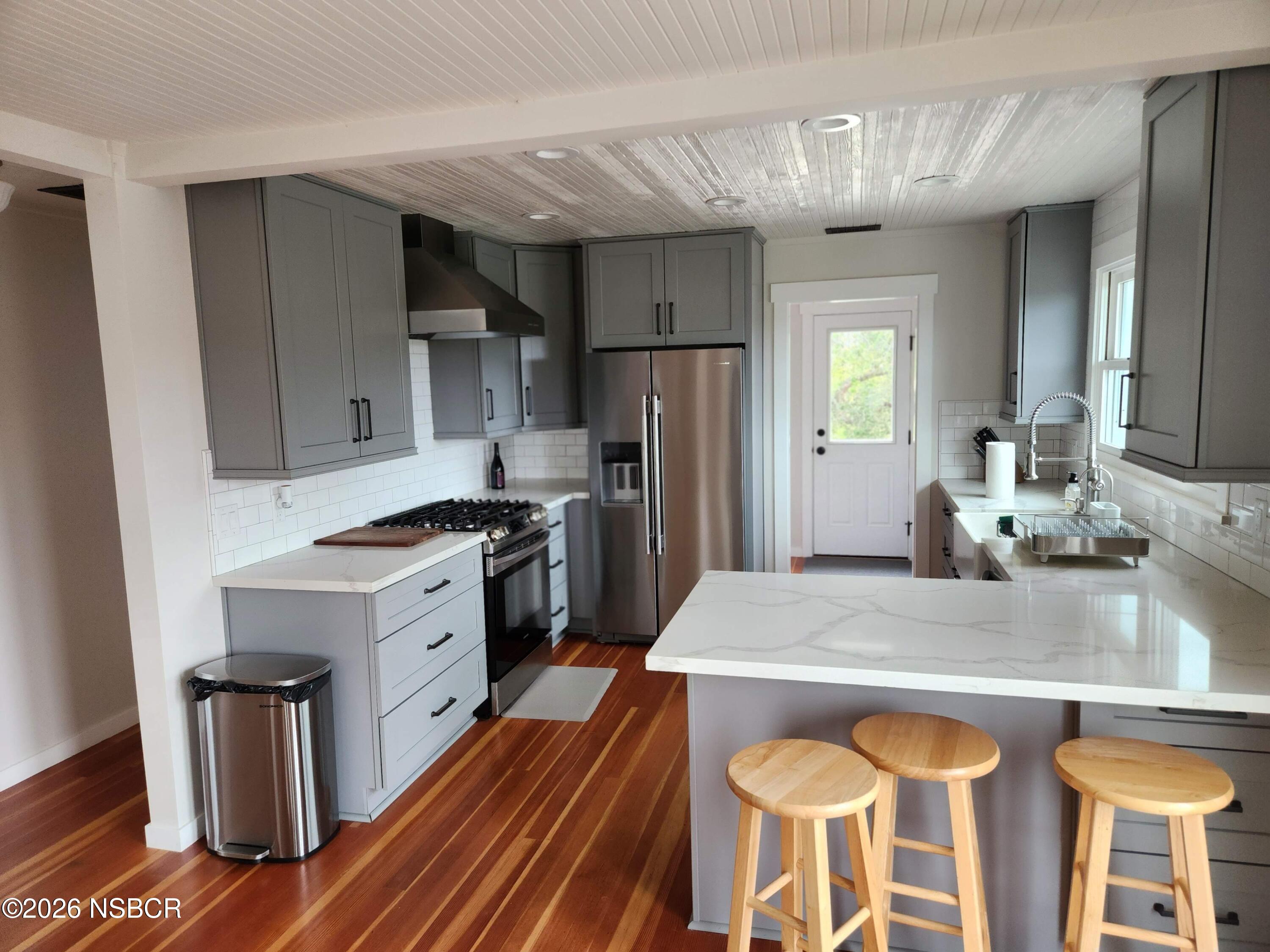 370 Hemi Road Arroyo Grande, CA 93420 - Photo 3 of 5 Kitchen