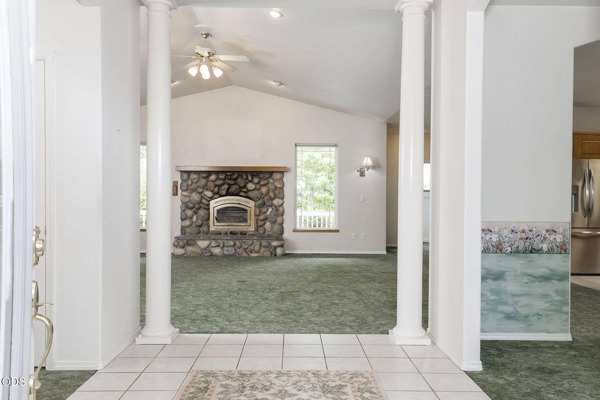 279 Ridgefield Road Grants Pass, OR 97527 - Photo 14 of 62