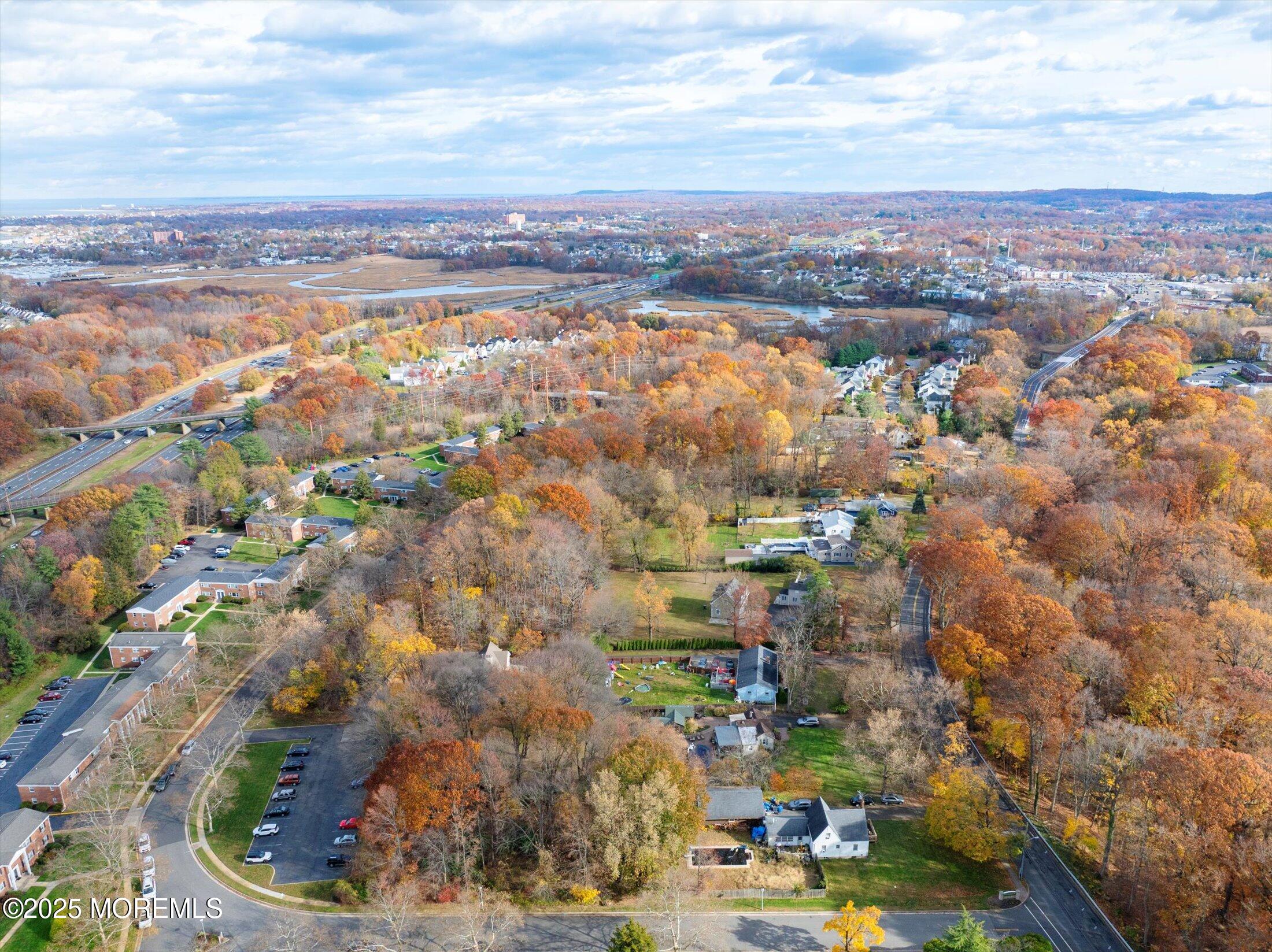 4 Sutton Place Matawan, NJ 07747 - Photo 5 of 12