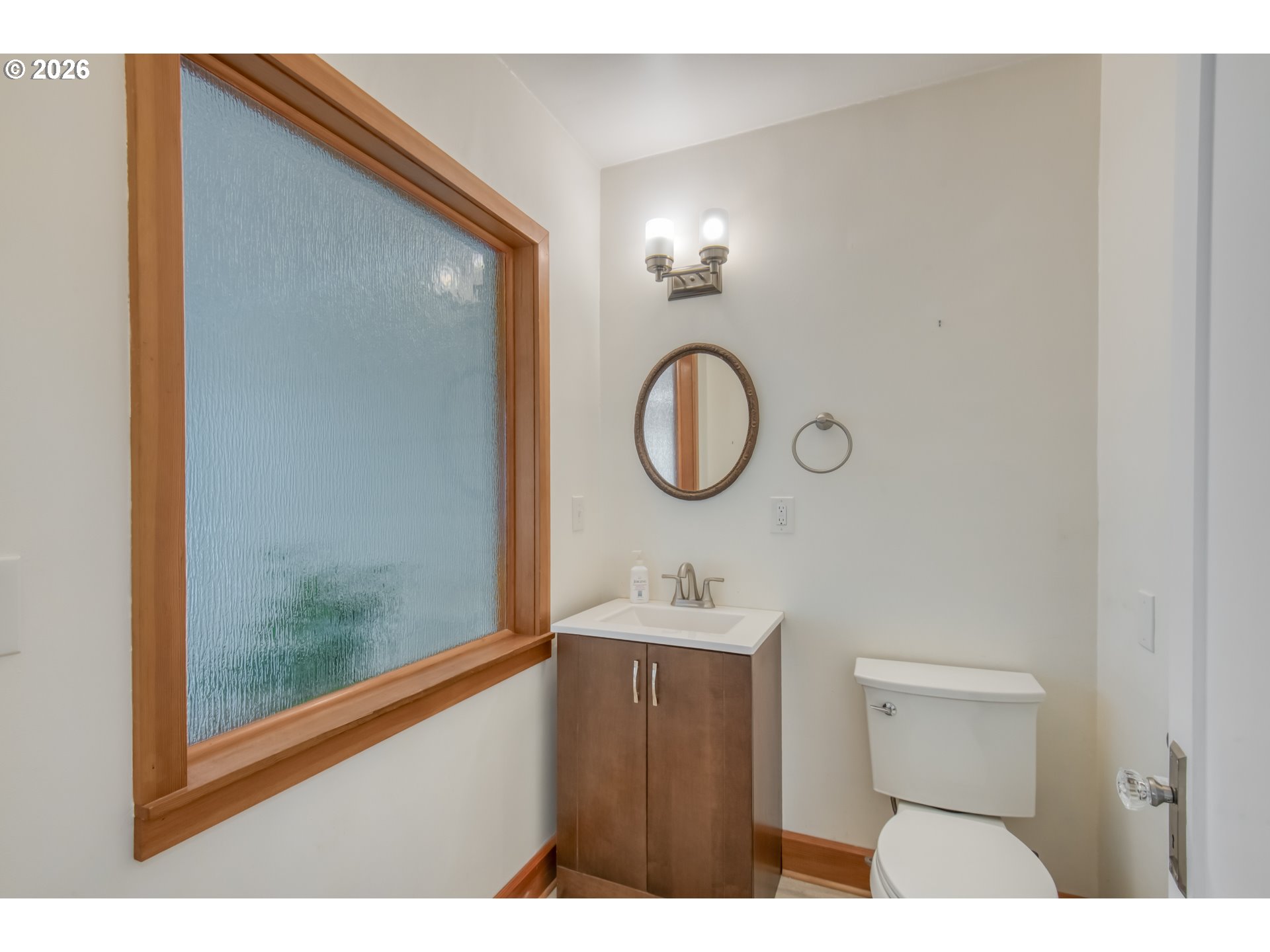 4315 Northeast Laurelhurst Place Portland, OR 97213 - Photo 12 of 36