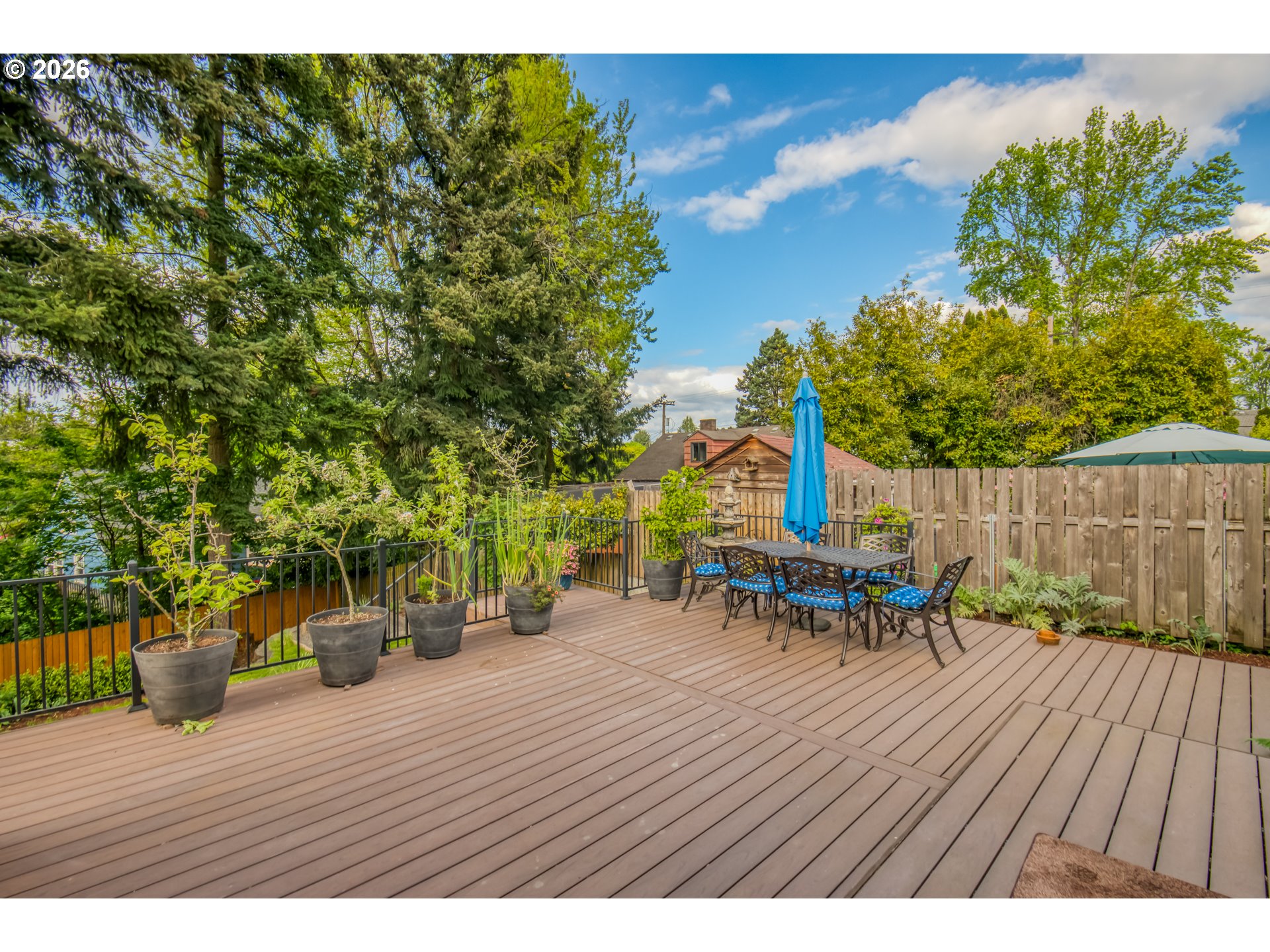 4315 Northeast Laurelhurst Place Portland, OR 97213 - Photo 24 of 36