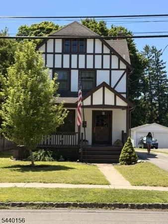 $3,500 | 19 Academy Road, Morris Plains, NJ 07950