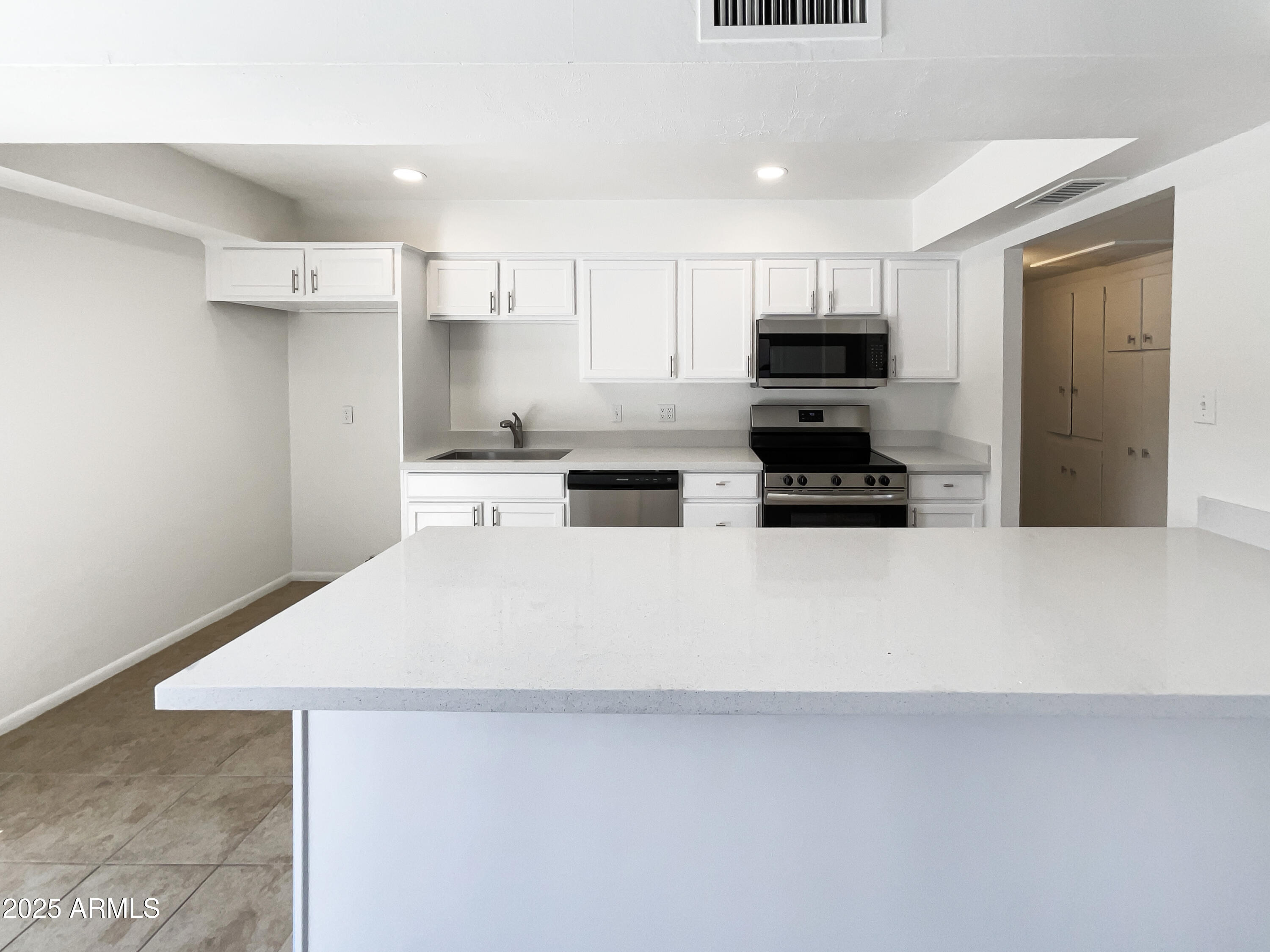 3479 East Presidio Road Phoenix, AZ 85032 - Photo 6 of 24 listing_5