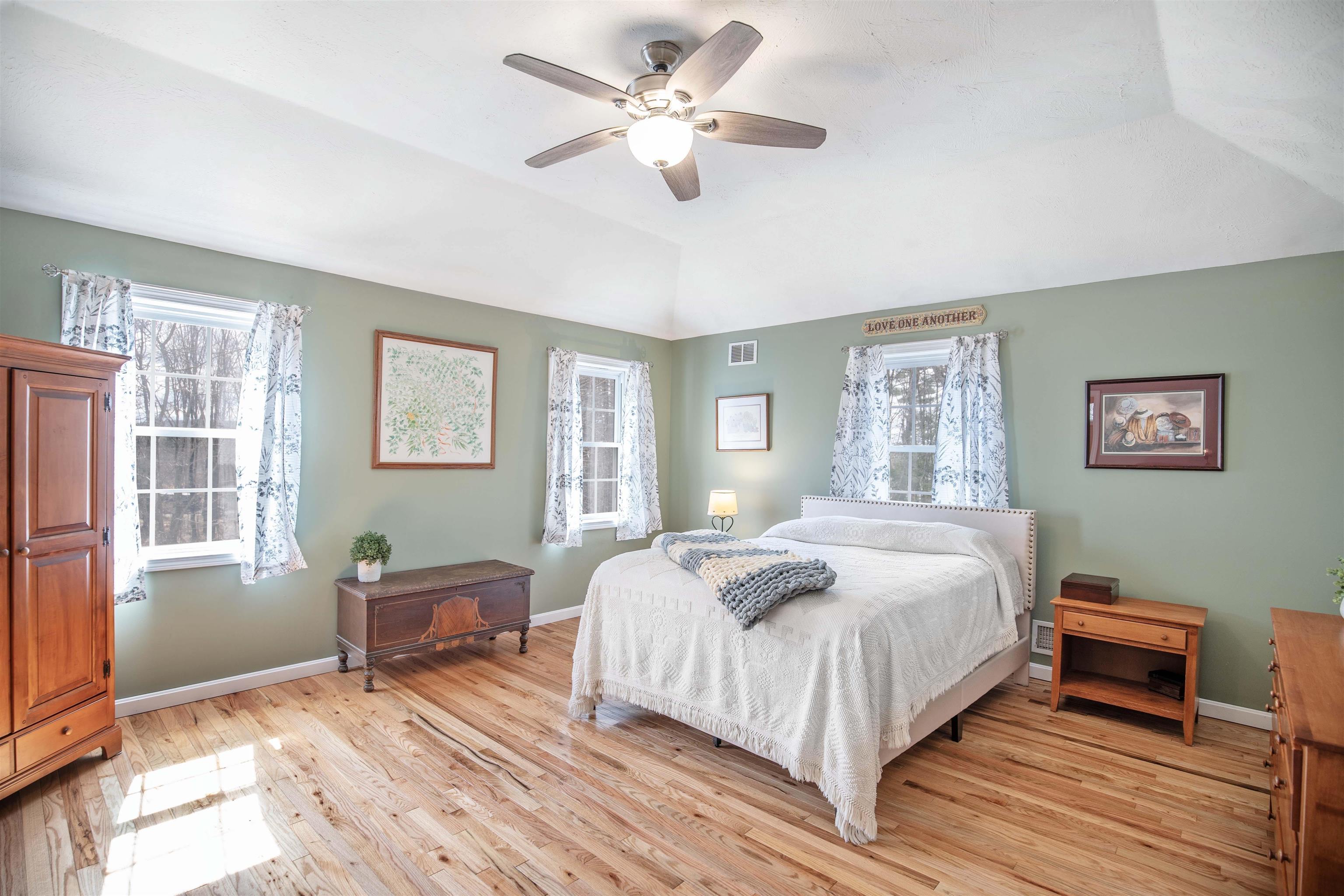 59 Juniper Drive Goffstown, NH 03045 - Photo 12 of 39