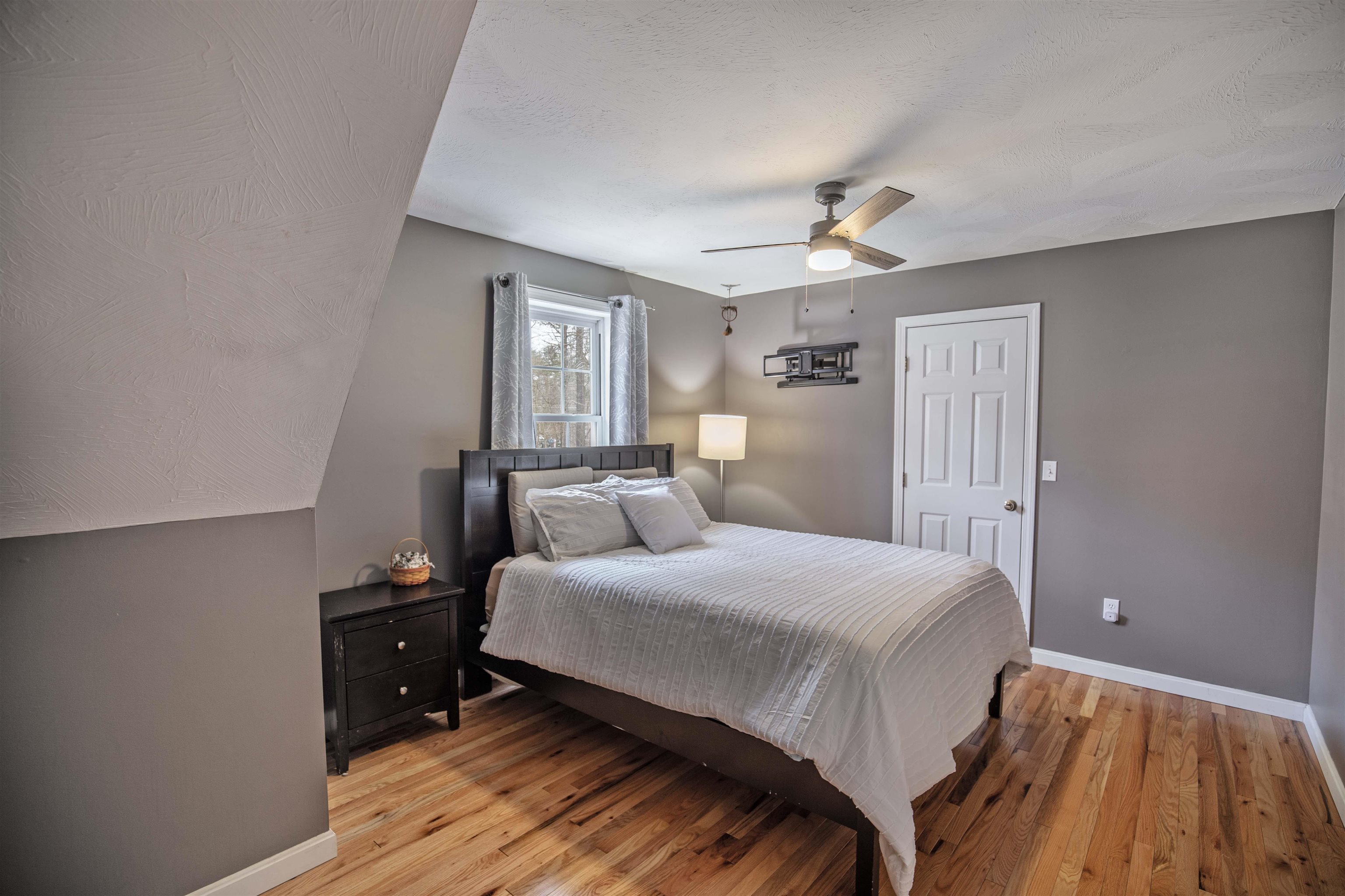 59 Juniper Drive Goffstown, NH 03045 - Photo 22 of 39