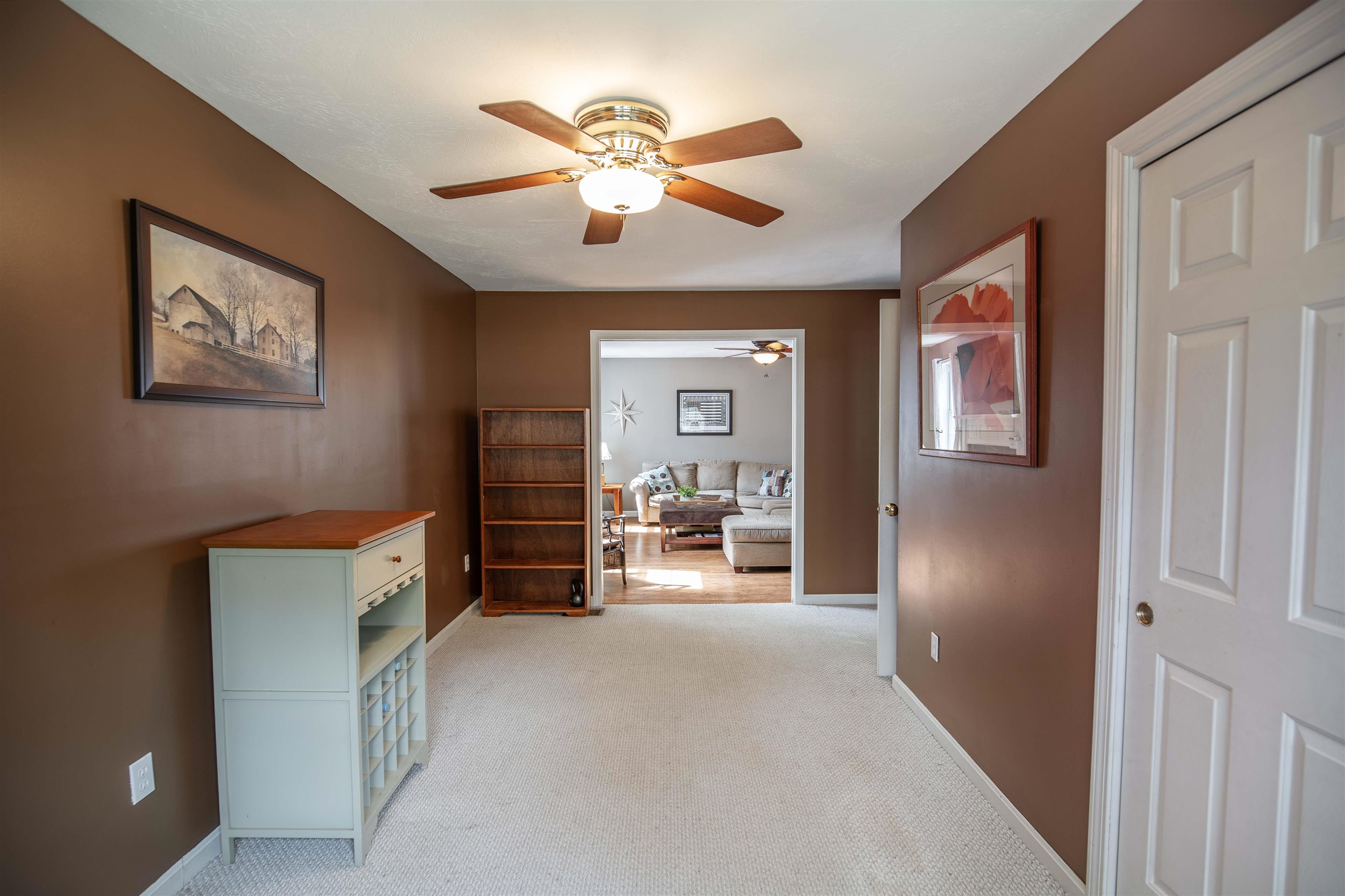 59 Juniper Drive Goffstown, NH 03045 - Photo 5 of 39