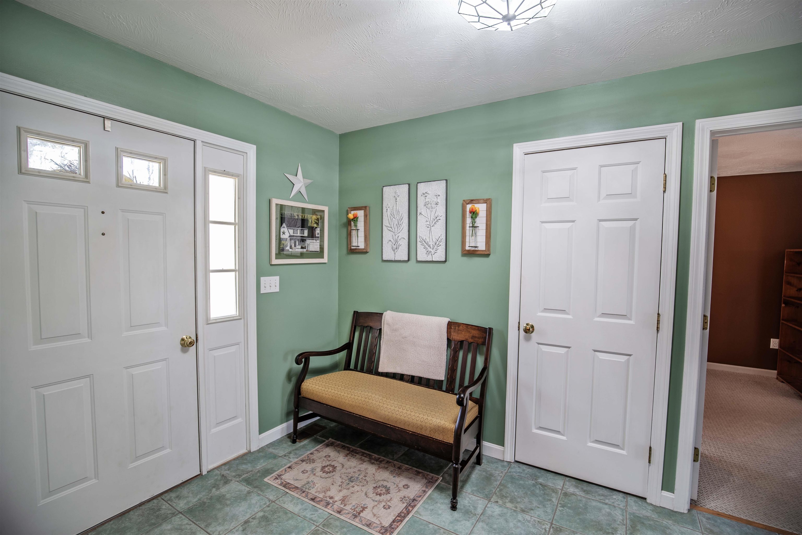 59 Juniper Drive Goffstown, NH 03045 - Photo 9 of 39