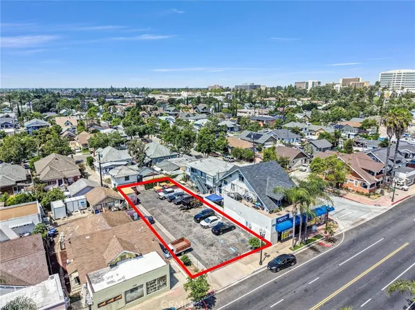$439,900 | 606 South Main Street, Santa Ana, CA 92701