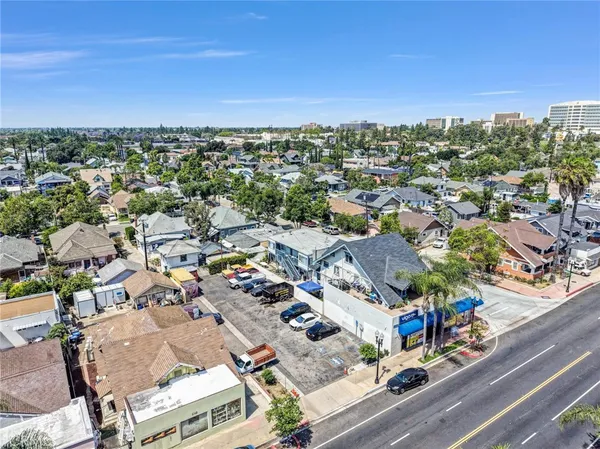 $439,900 | 606 South Main Street, Santa Ana, CA 92701