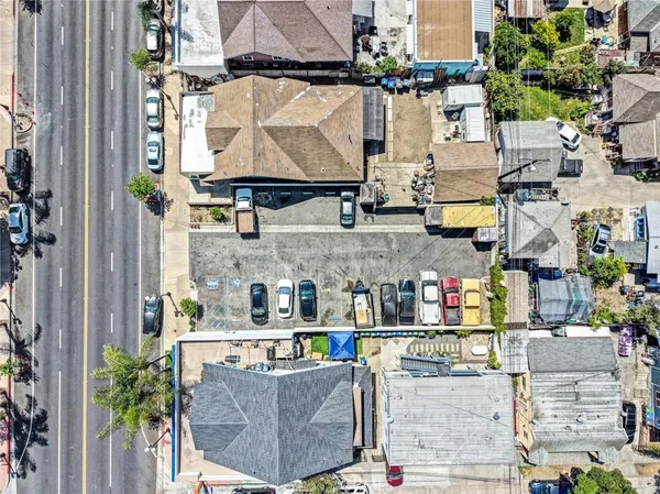 $439,900 | 606 South Main Street, Santa Ana, CA 92701