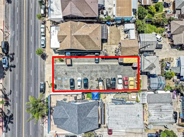 $439,900 | 606 South Main Street, Santa Ana, CA 92701