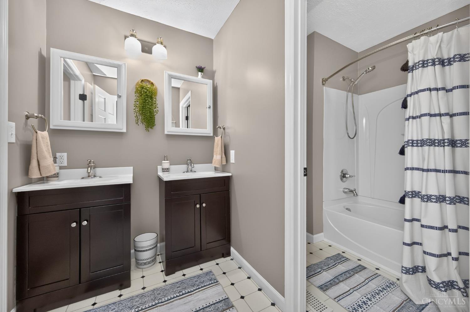 5921 Maud Hughes Road Hamilton, OH 45011 - Photo 50 of 82