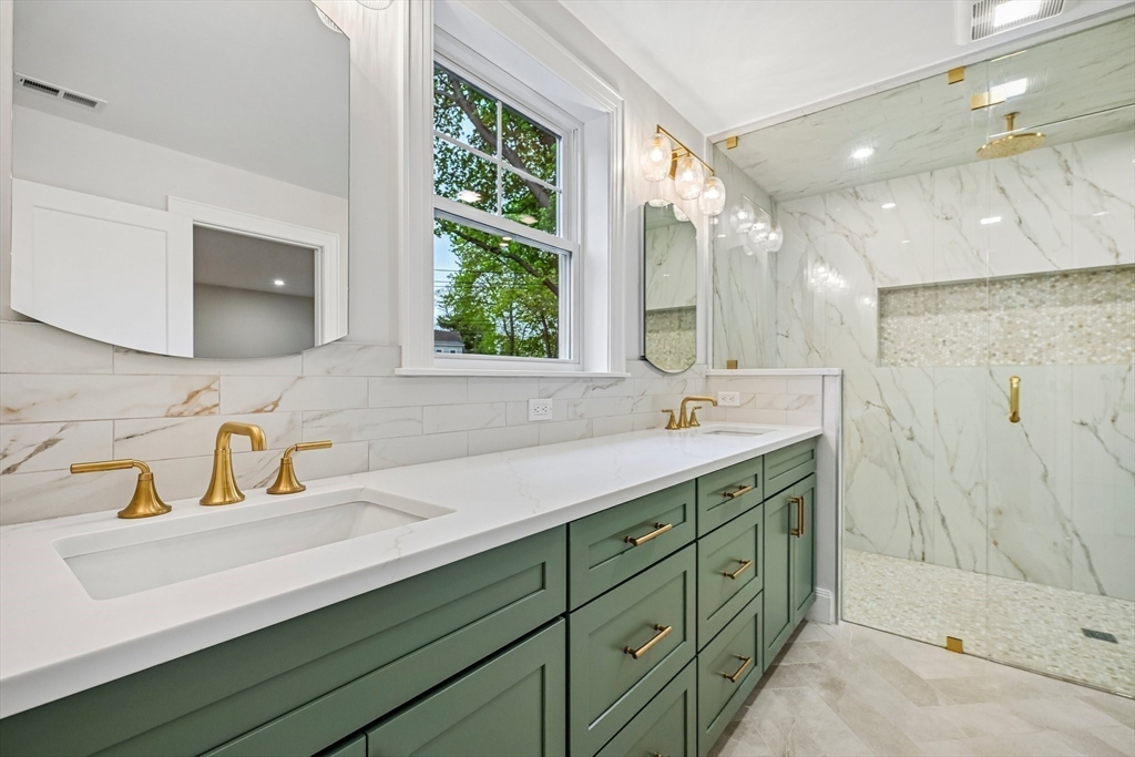 13 Parker Road Wakefield, MA 01880 - Photo 20 of 26