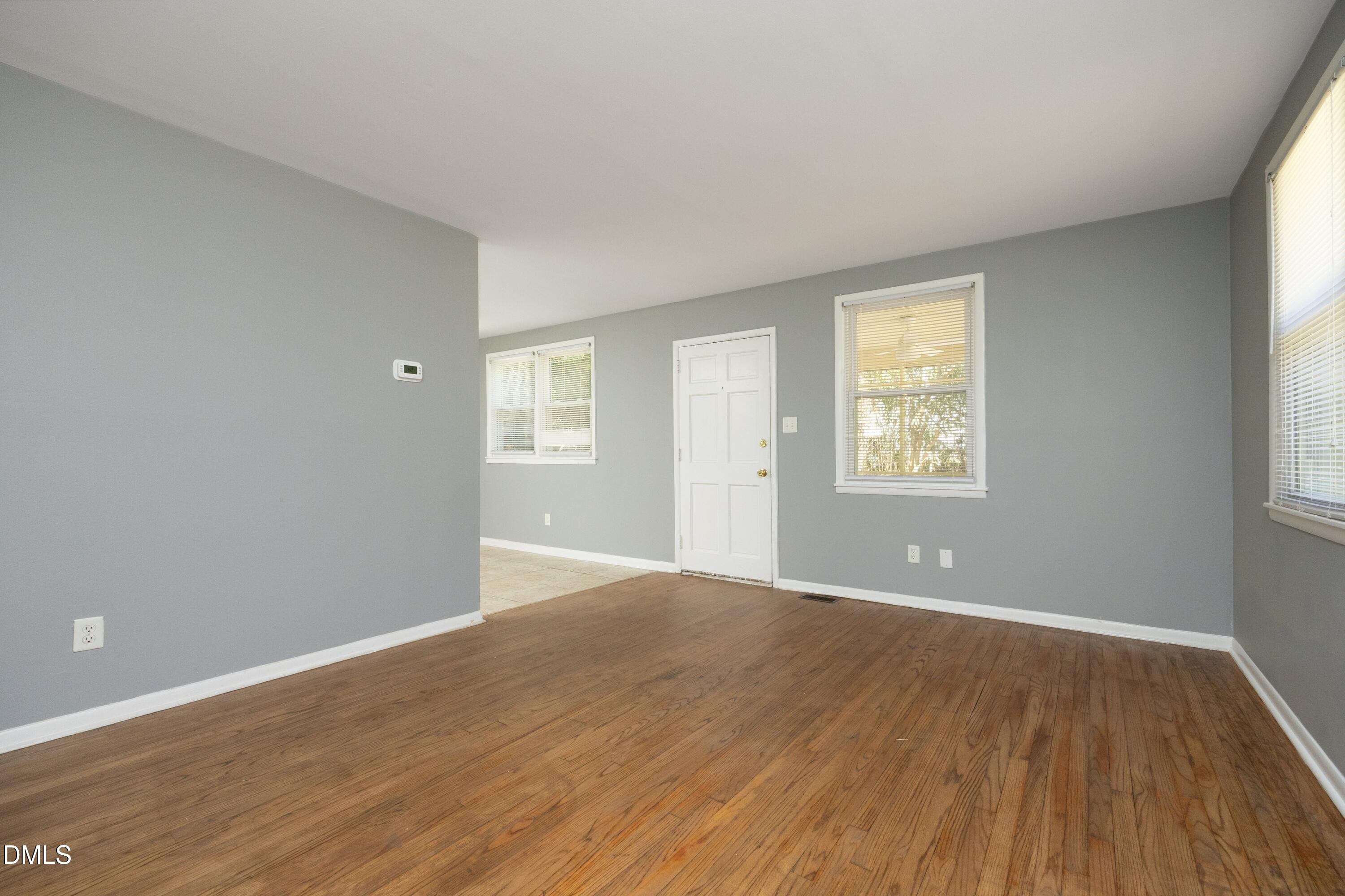 3405 Apache Drive Raleigh, NC 27609 - Photo 10 of 33 09Living