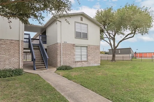 $1,395 | 4011 Oak Bay Drive, Unit 4, Corpus Christi, TX 78413