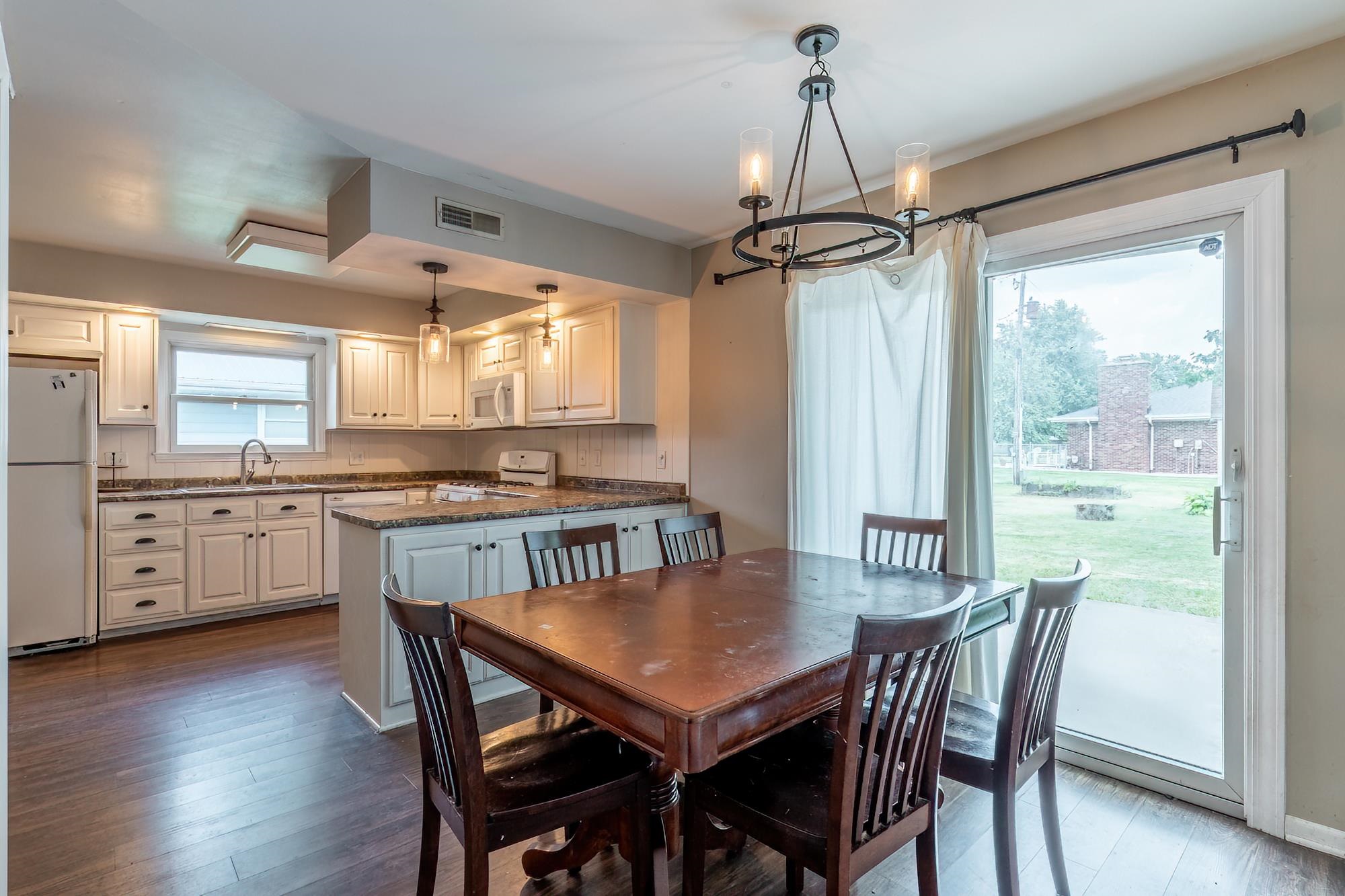 15707 Bluffton Road Fort Wayne, IN 46819 - Photo 14 of 35
