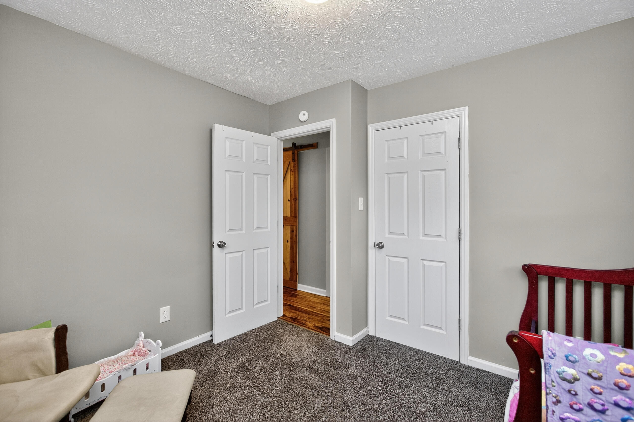 381 Dunroven Road Versailles, KY 40383 - Photo 14 of 20 111
