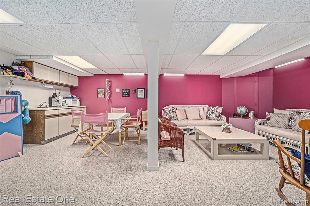 33840 York Ridge Street Farmington Hills, MI 48331 - Photo 22 of 25