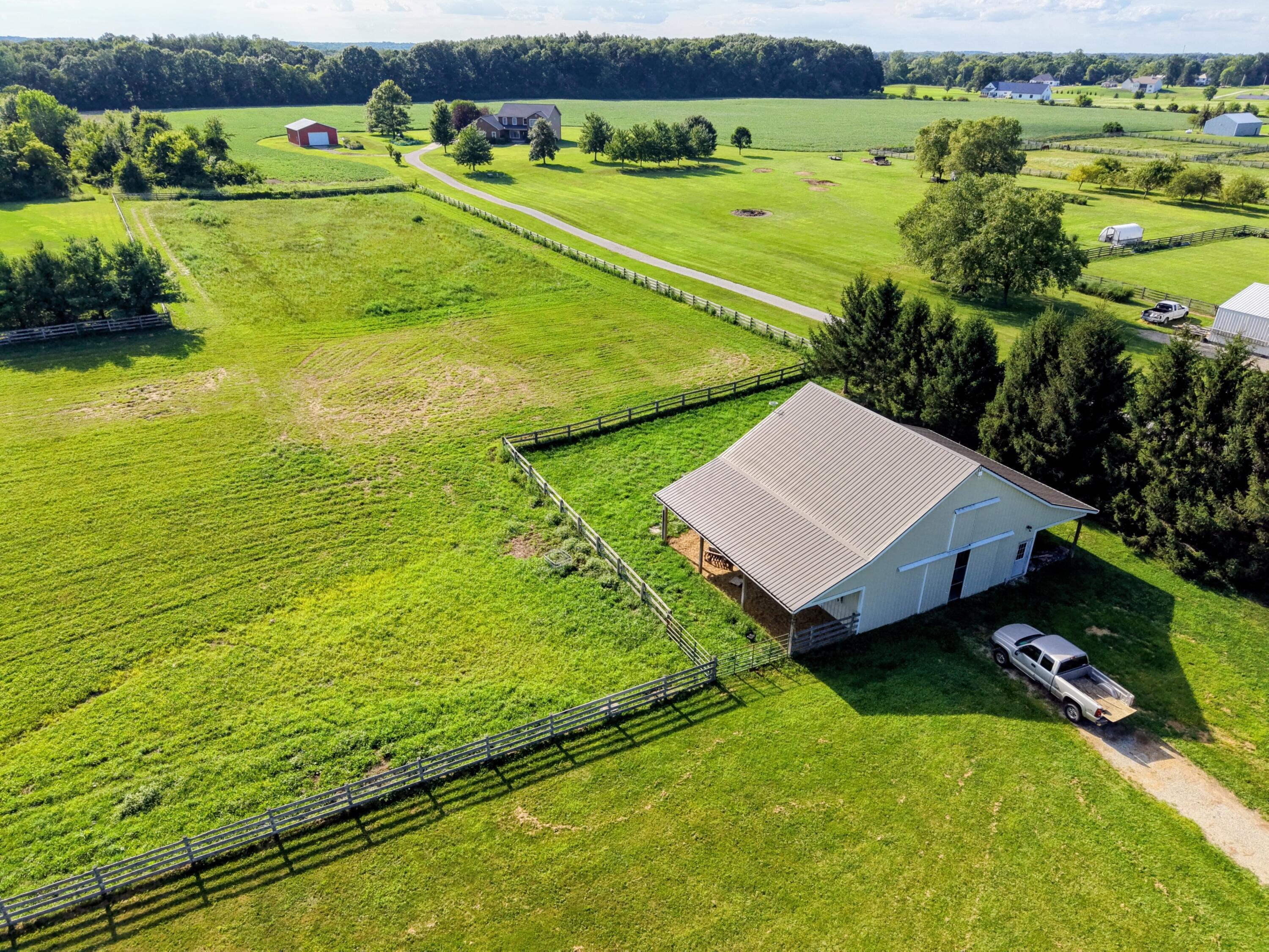 2313 Horseshoe Road Delaware, OH 43015 - Photo 5 of 75 dji_fly_20260729_175150_0292_17853636812