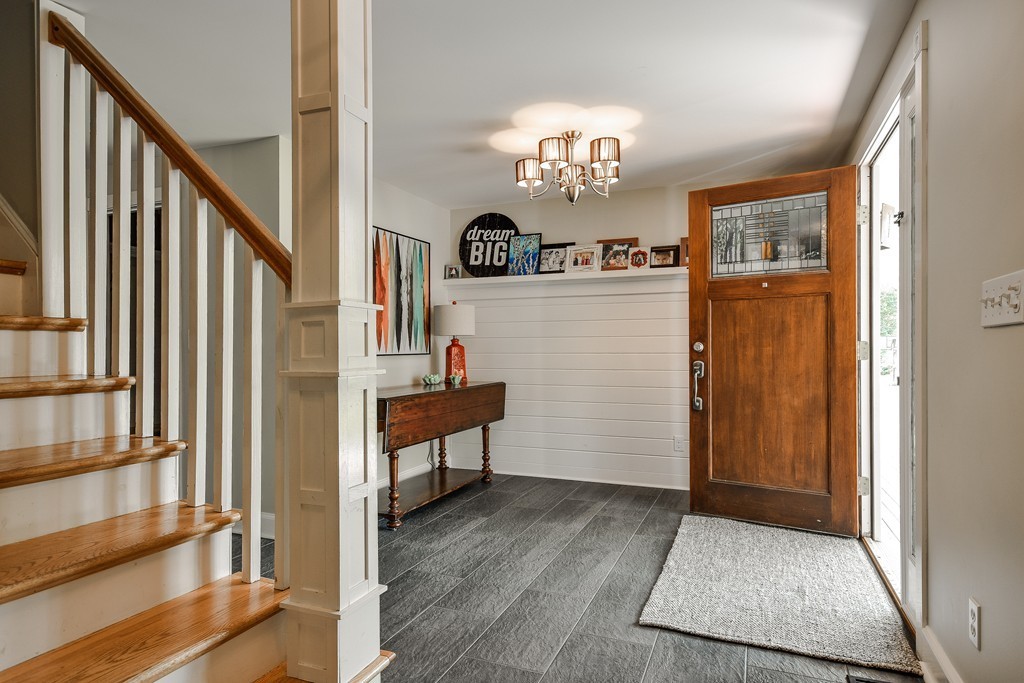 196 Haynes Road Sudbury, MA 01776 - Photo 3 of 30