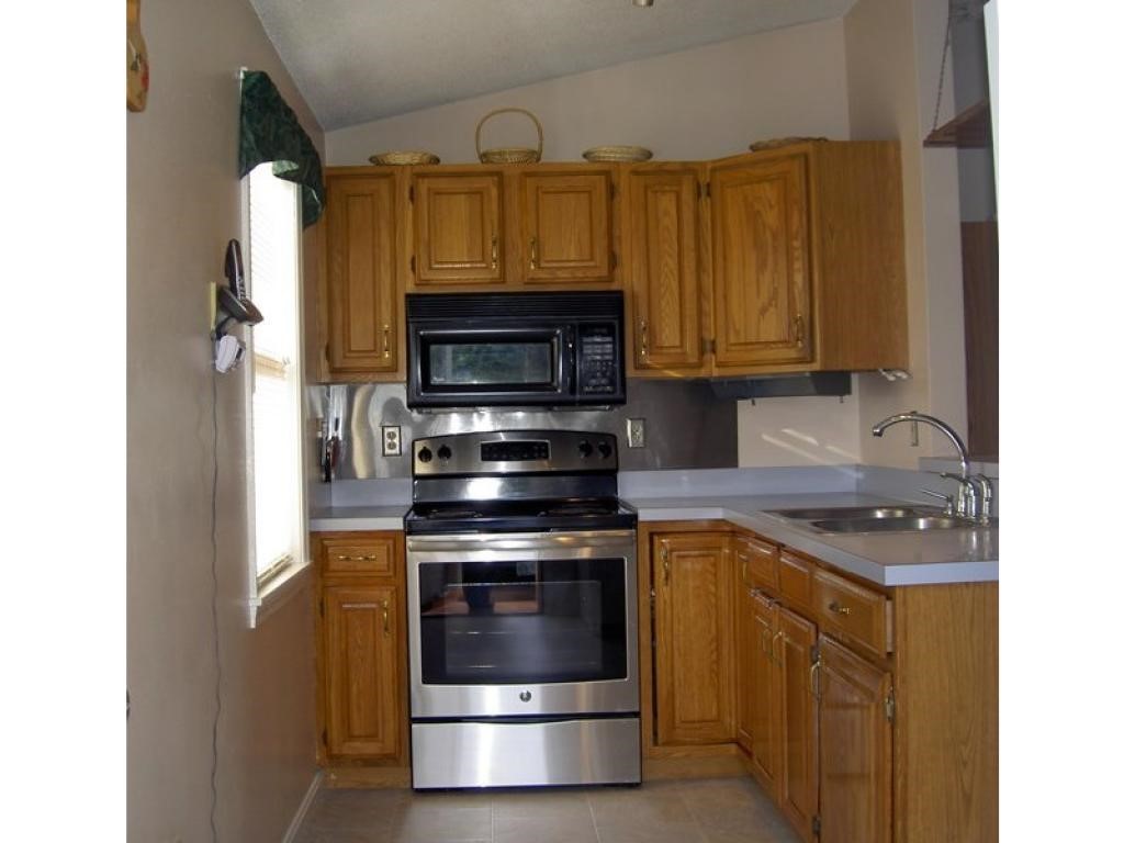14 Ledgeview Drive Rochester, NH 03839 - Photo 2 of 35