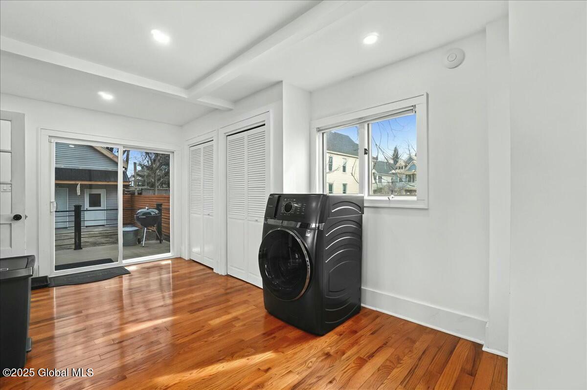 701 Vale Place Schenectady, NY 12308 - Photo 23 of 43 tempImagelkuYBC