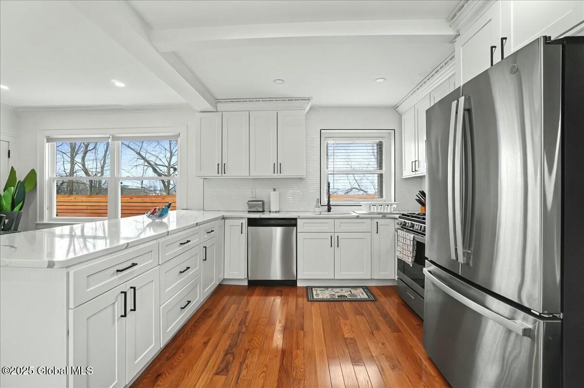 701 Vale Place Schenectady, NY 12308 - Photo 24 of 43 tempImageKWf08H