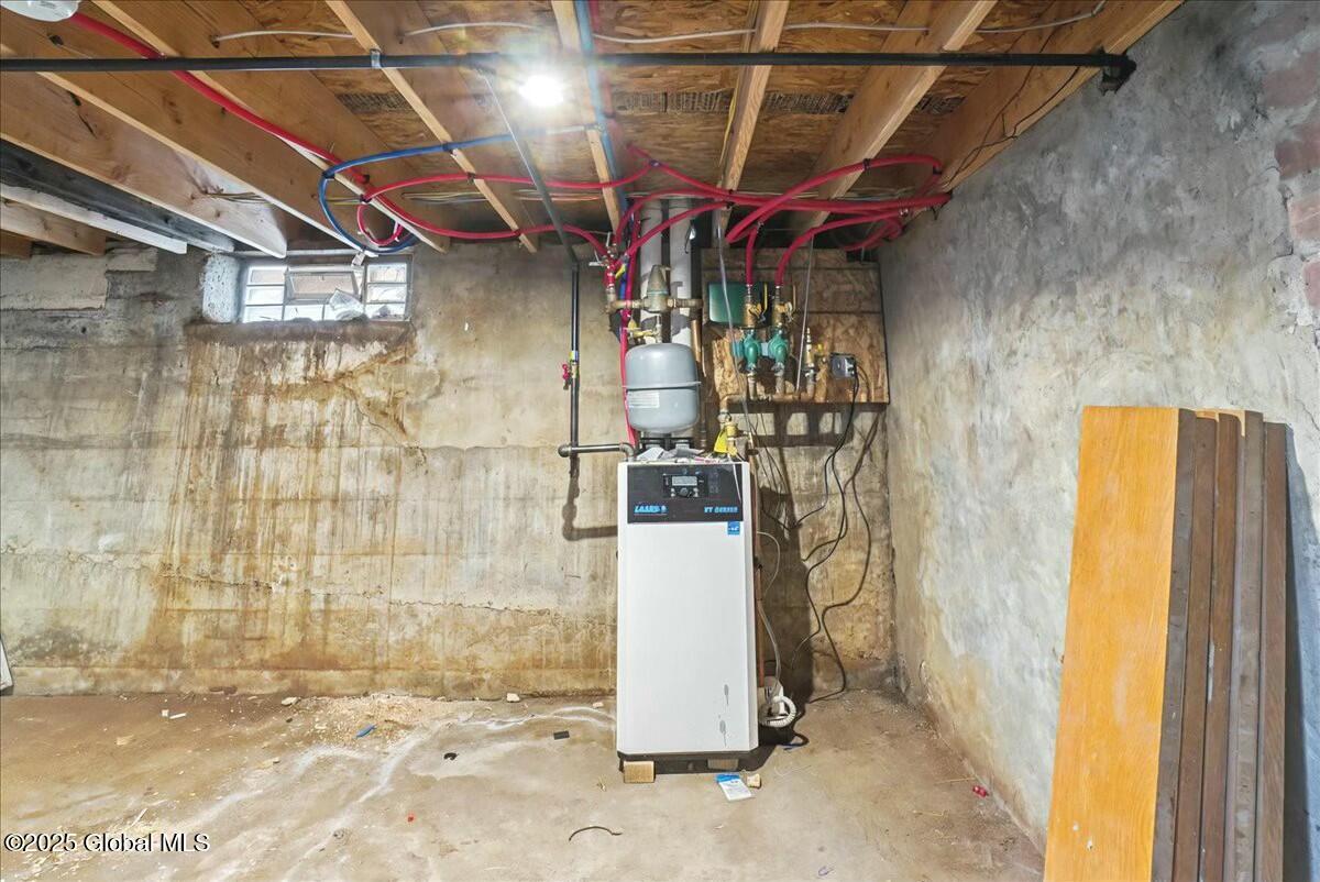 701 Vale Place Schenectady, NY 12308 - Photo 39 of 43 tempImagezF81yq