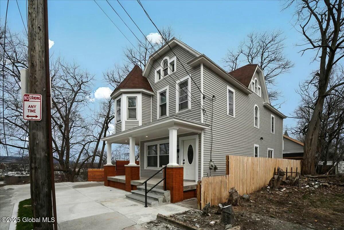 701 Vale Place Schenectady, NY 12308 - Photo 5 of 43 tempImage3GTcvw