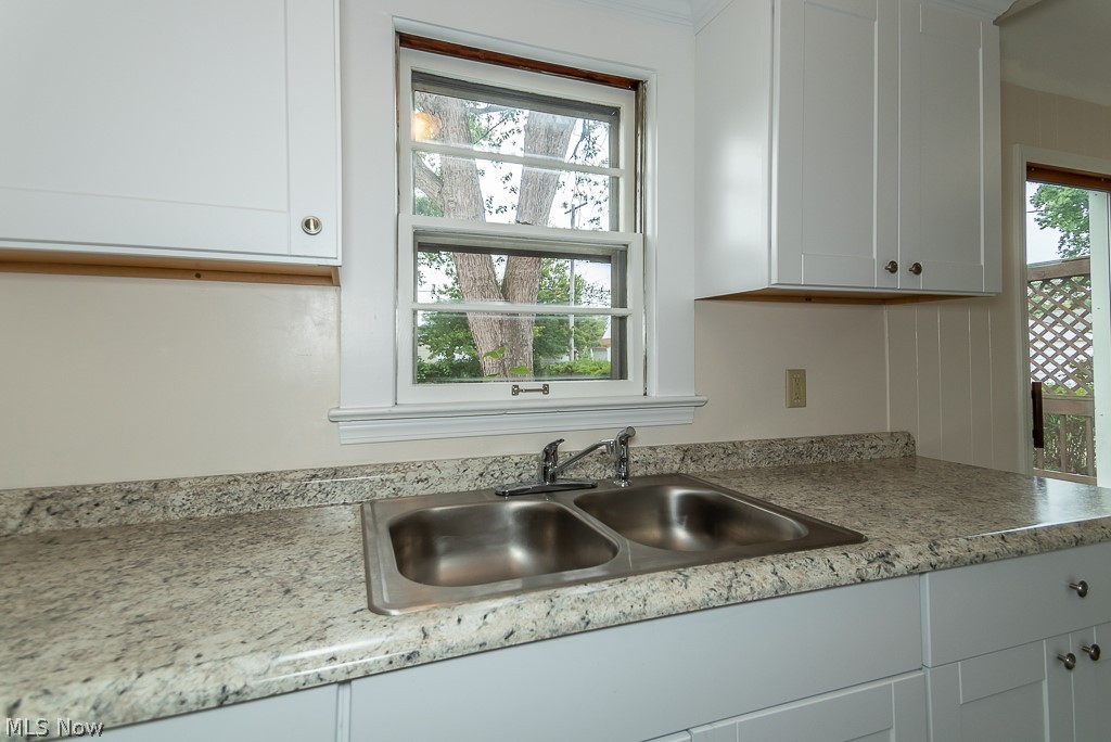 728 Pendley Road Willowick, OH 44095 - Photo 7 of 18 Gallery Image 7