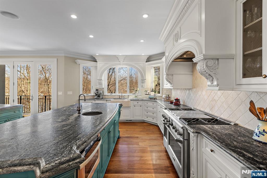 69 Woodland Road Montvale, NJ 07645 - Photo 16 of 50